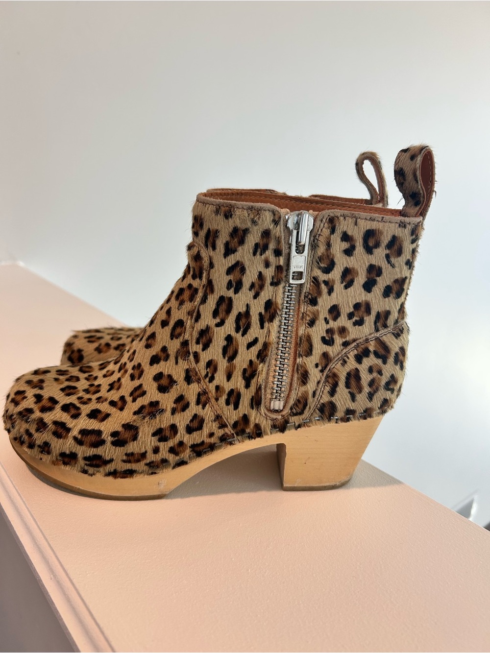 Swedish Hasbeens Zip It Emy Leopard Calf Hair Clog Ankle Boots Size 38 / US 8